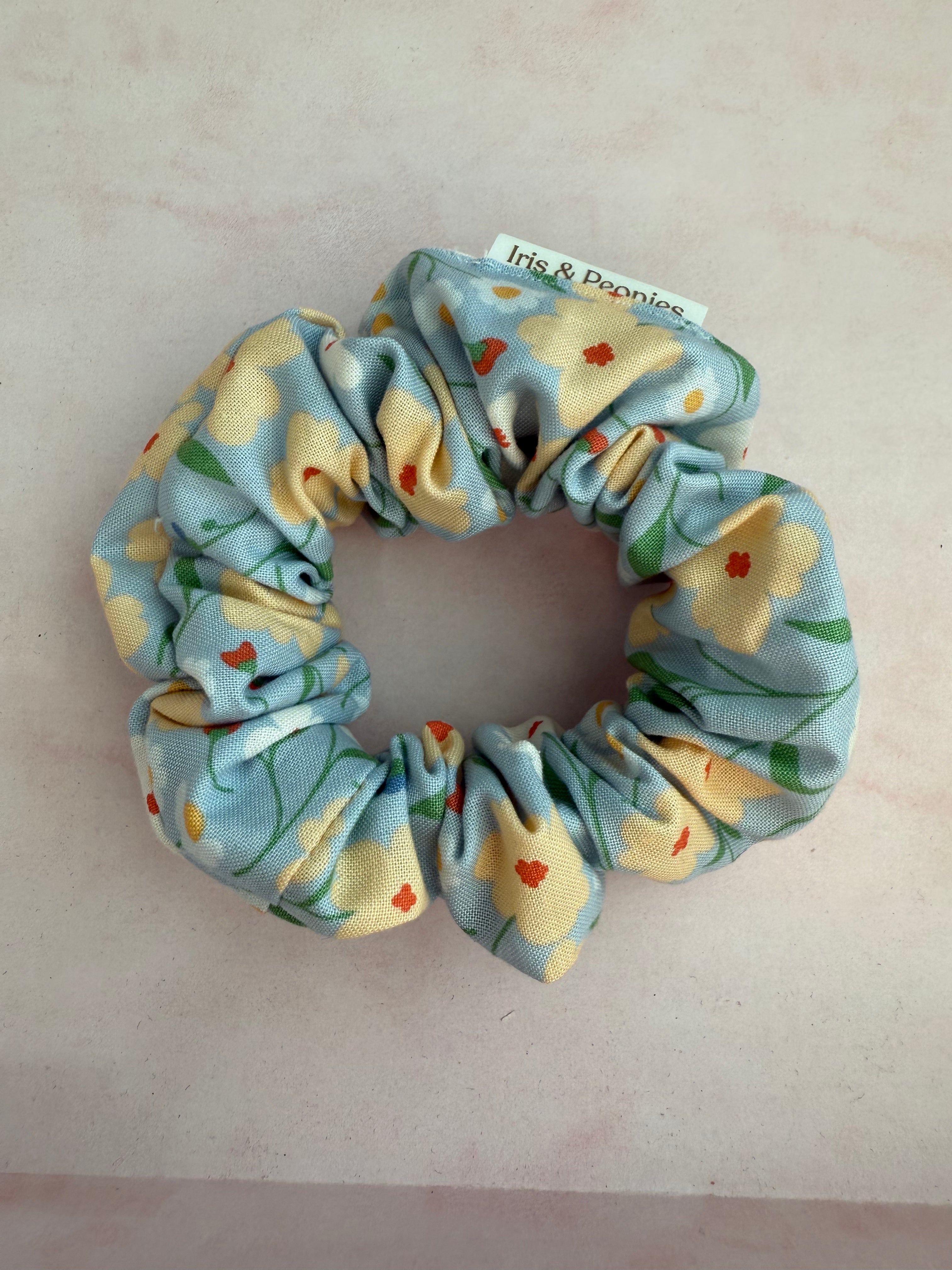 Regular Scrunchie - Baby Blue Buttercup