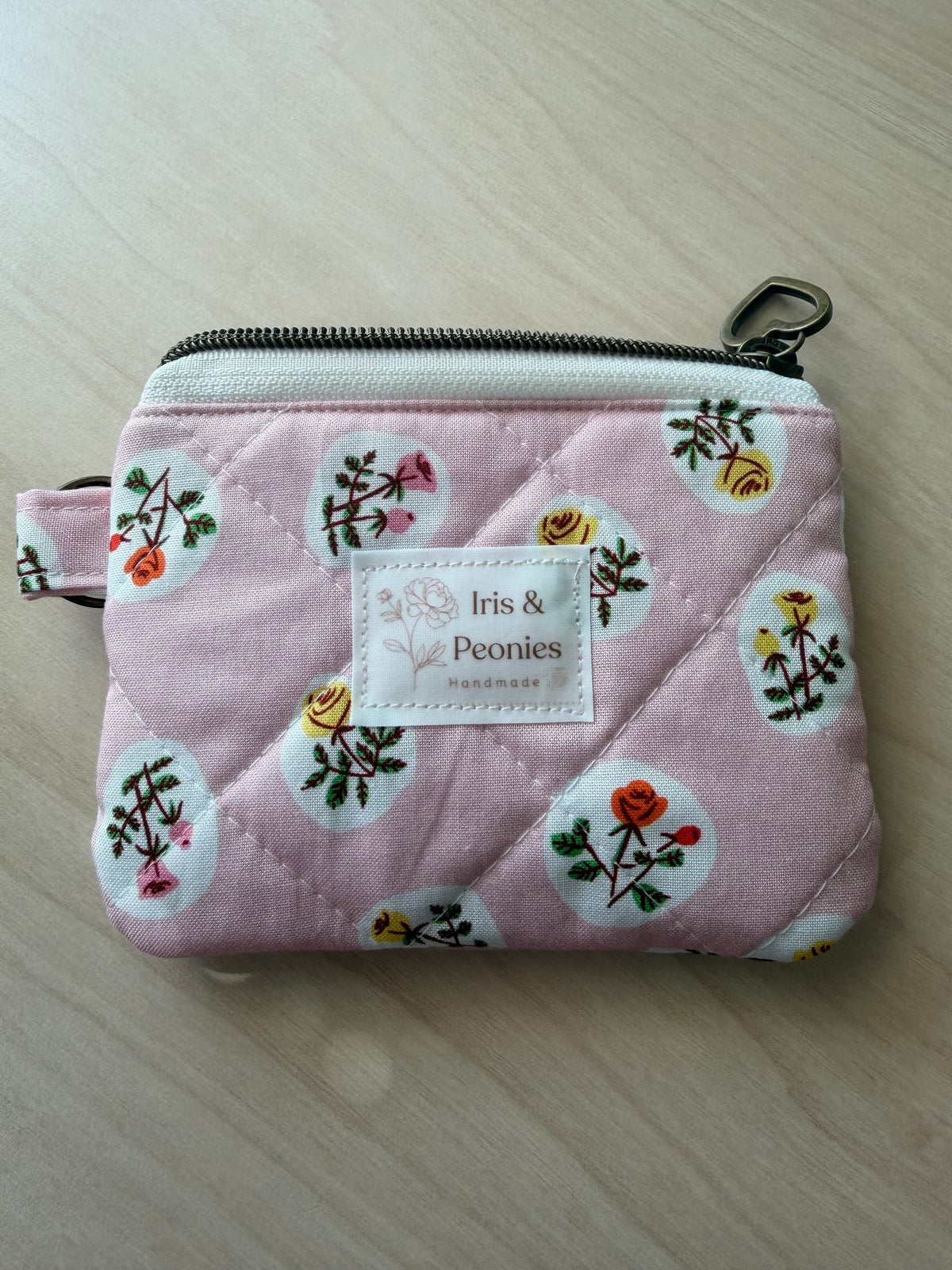 Keychain Wallet - Rosy Medallions