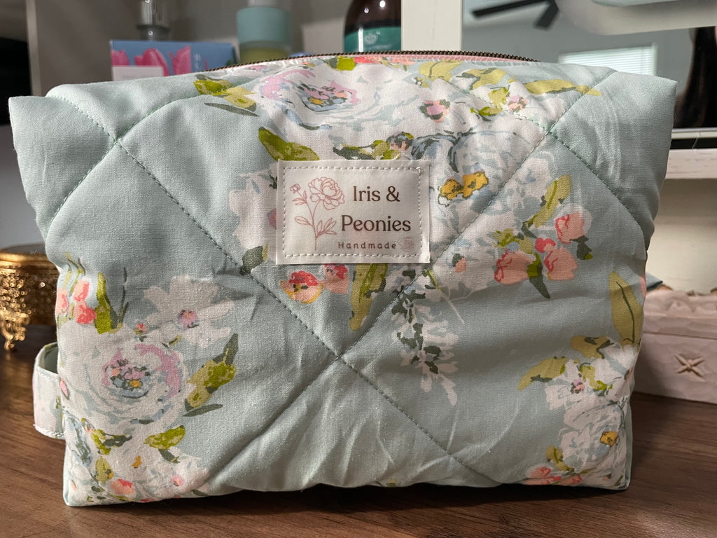 Quilted Carry-All Bag - English Rose