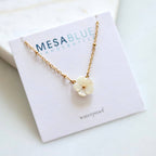 Mother of Pearl Flower Necklace